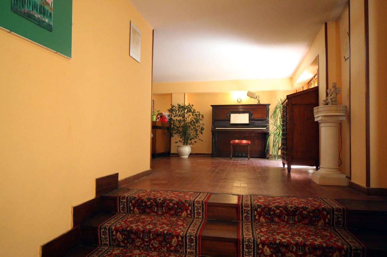 تشيوسي Albergo I Longobardi المظهر الخارجي الصورة